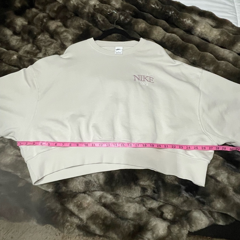 Nike Oversized Crop Sweatshirt MEDIUM